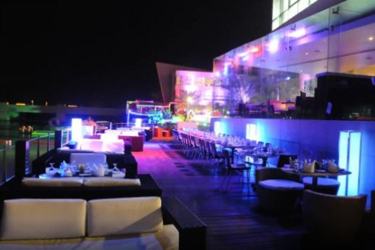 Hotel The Sea Loft Boutique Chalets Manama Exterior foto